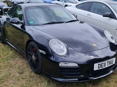 911 Carrera 4 GTS