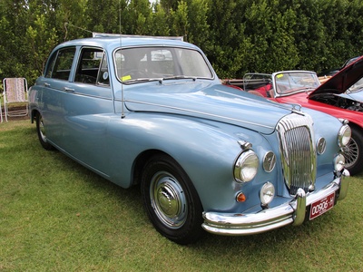 Daimler DR450 Limousine