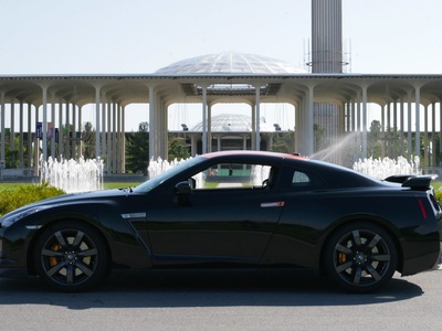 GT-R