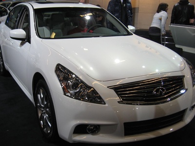 Infiniti G37