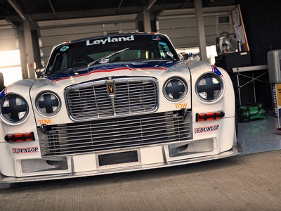 Jaguar XJ12C