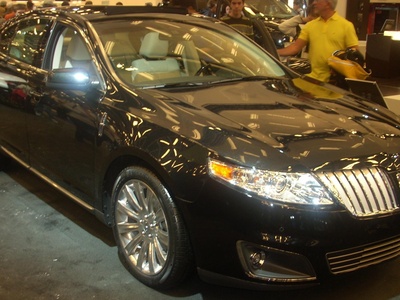 Lincoln MKS