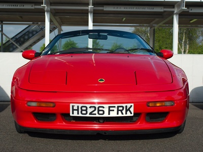 Lotus Elan (M100)