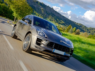 Macan S