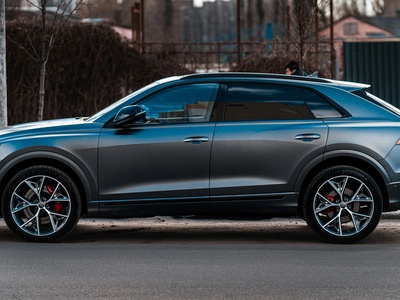 RS Q8