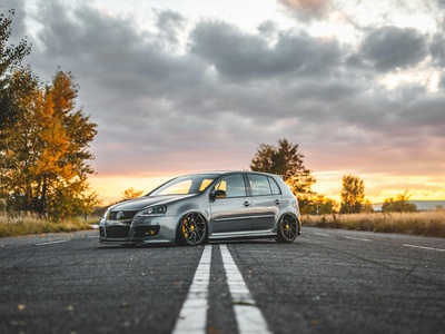 Volkswagen Golf (Mk5)