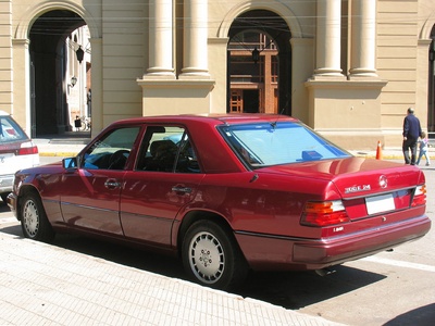 300 E