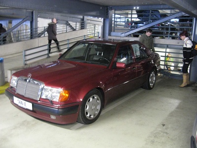 500 E