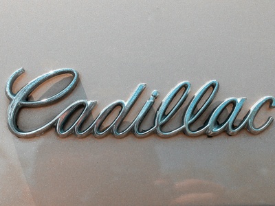 Cadillac Escalade IQ
