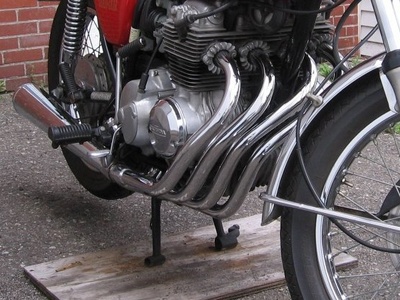 CB400F