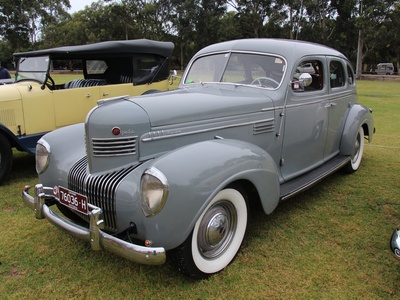 Chrysler New Yorker/Saratoga