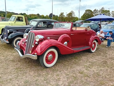 Commodore Club Coupe