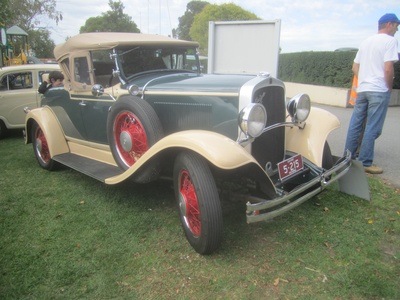 DeLuxe Business Coupe