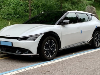 EV6