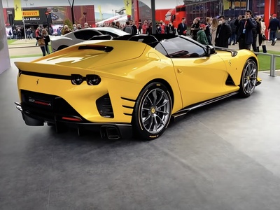 Ferrari 812 Competizione A