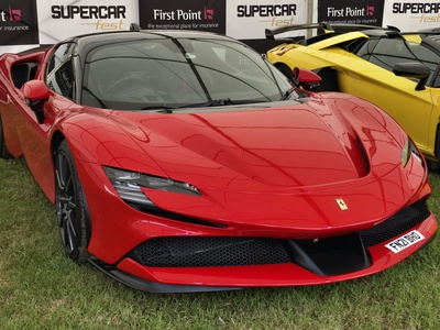 Ferrari SF90 Spider