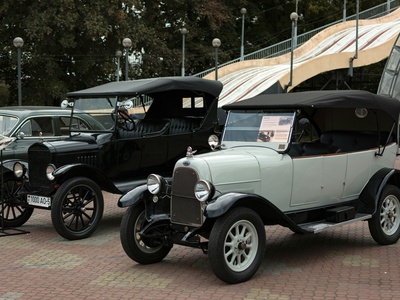 Four-Cylinder Models