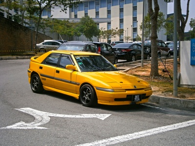 Mazda Familia/323 (BG)