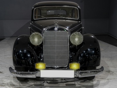 Mercedes-Benz 170 S