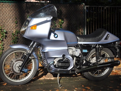 R100RS