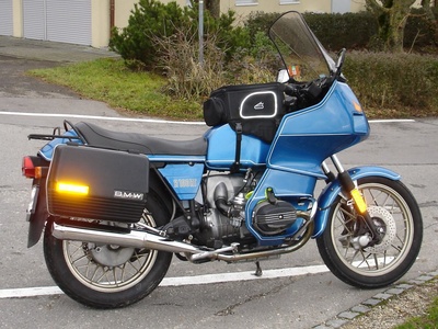 R100RT