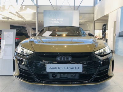 RS e-tron GT