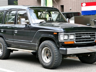 Toyota Land Cruiser (60)
