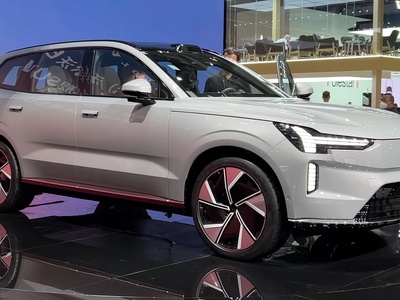 Volvo EX90