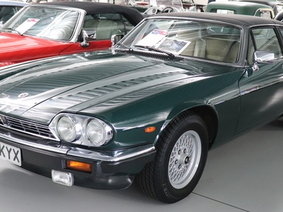 XJ