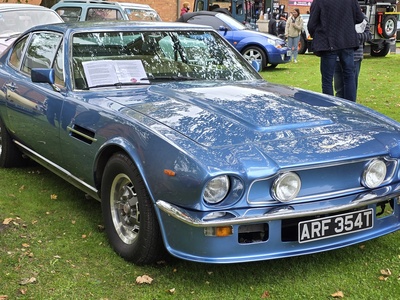 Aston Martin V8 Vantage