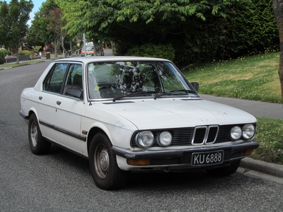 BMW 5 Series (E28)