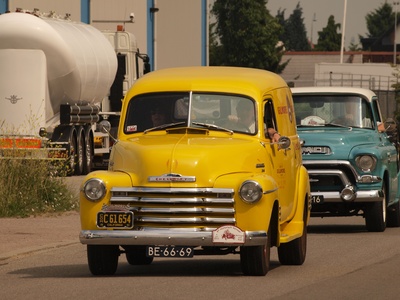 Chevrolet Panel Truck (Advance-Design)