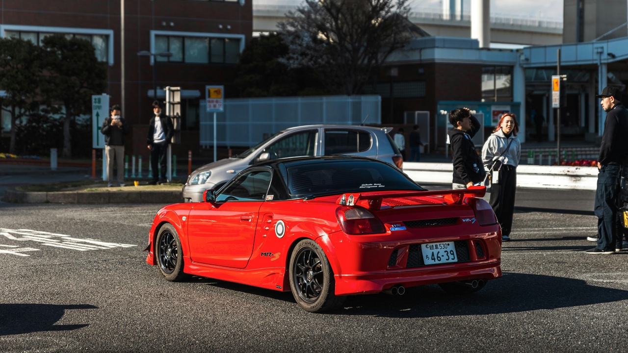 Car show with aftermarket vendors and community meets