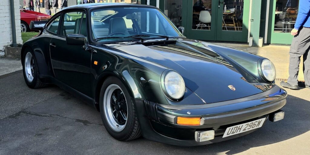 The Complete List of 1980s Sports Cars - 33Gears