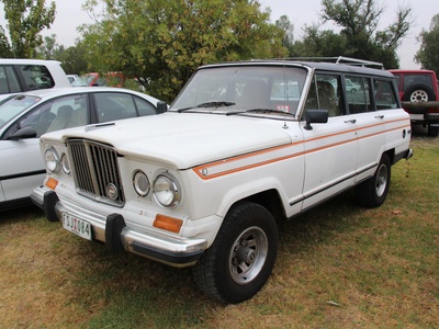 Jeep Grand Wagoneer