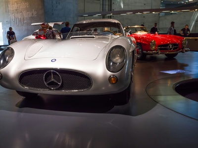 Mercedes-Benz 300 SLR