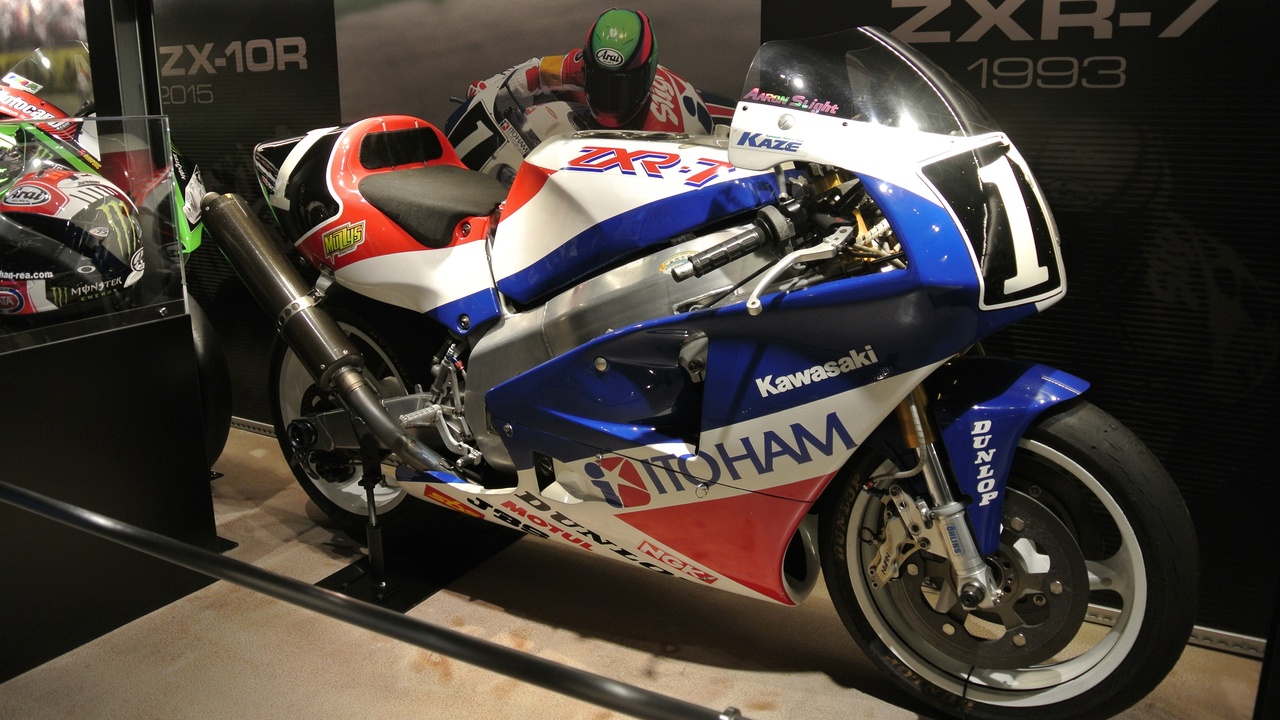 1990s racing-derived motorcycles on track