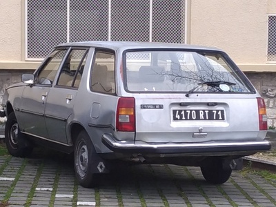 Renault 18