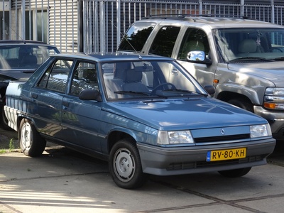 Renault 9