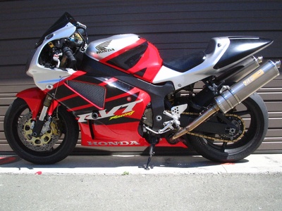 RVT1000R RC51