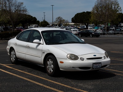 Ford Taurus