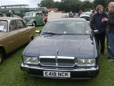 Jaguar XJ (XJ40)
