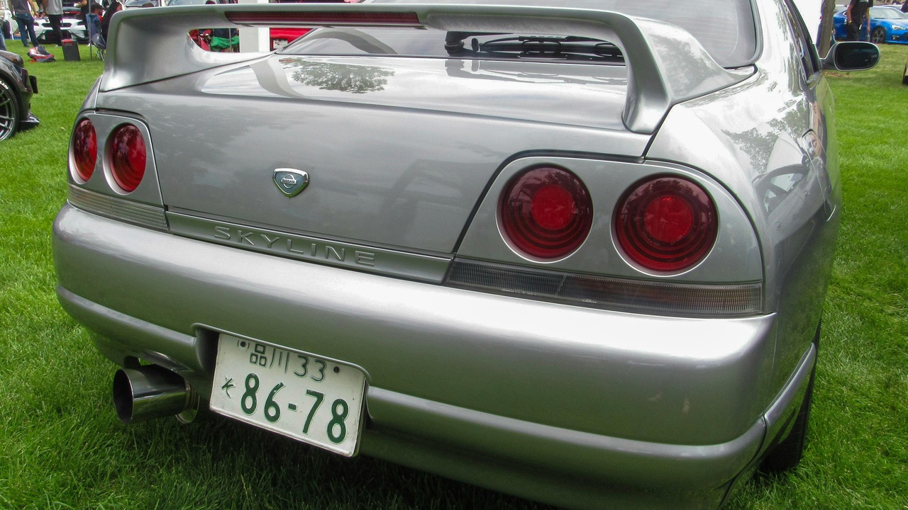 2000s Japanese sports cars including Nissan 350Z and Honda S2000