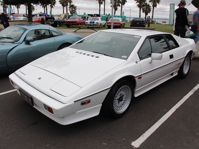 Lotus Esprit Turbo HC