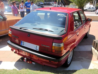 Renault 11