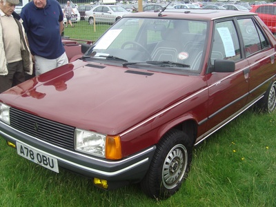 Renault 9