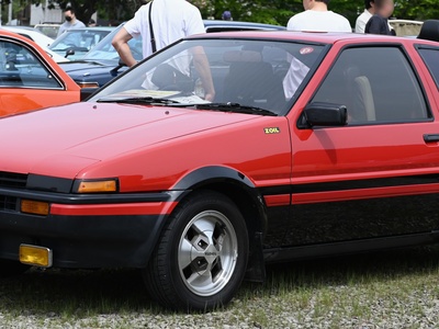 Toyota Corolla Levin / Sprinter Trueno AE86