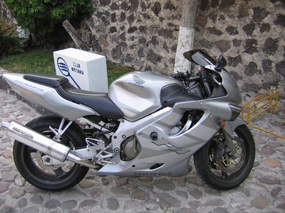 CBR600 (F4)