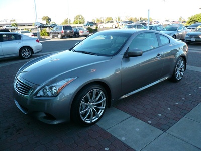 Infiniti G37