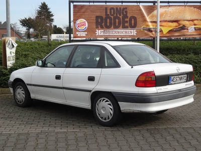 Opel Astra (F)